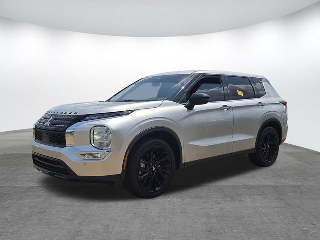 Used 2022 Mitsubishi Outlander SE FWD image 7