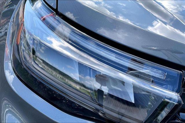 Certified 2025 Ford Explorer ST-Line w/ Premium Package RWD image 28