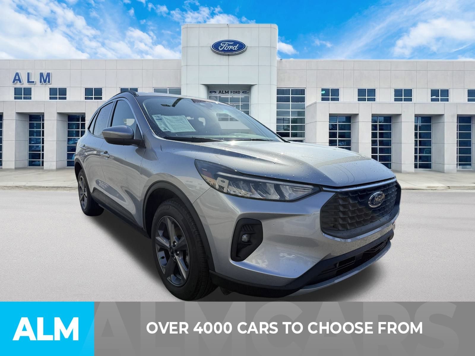 Certified 2023 Ford Escape SE image 2