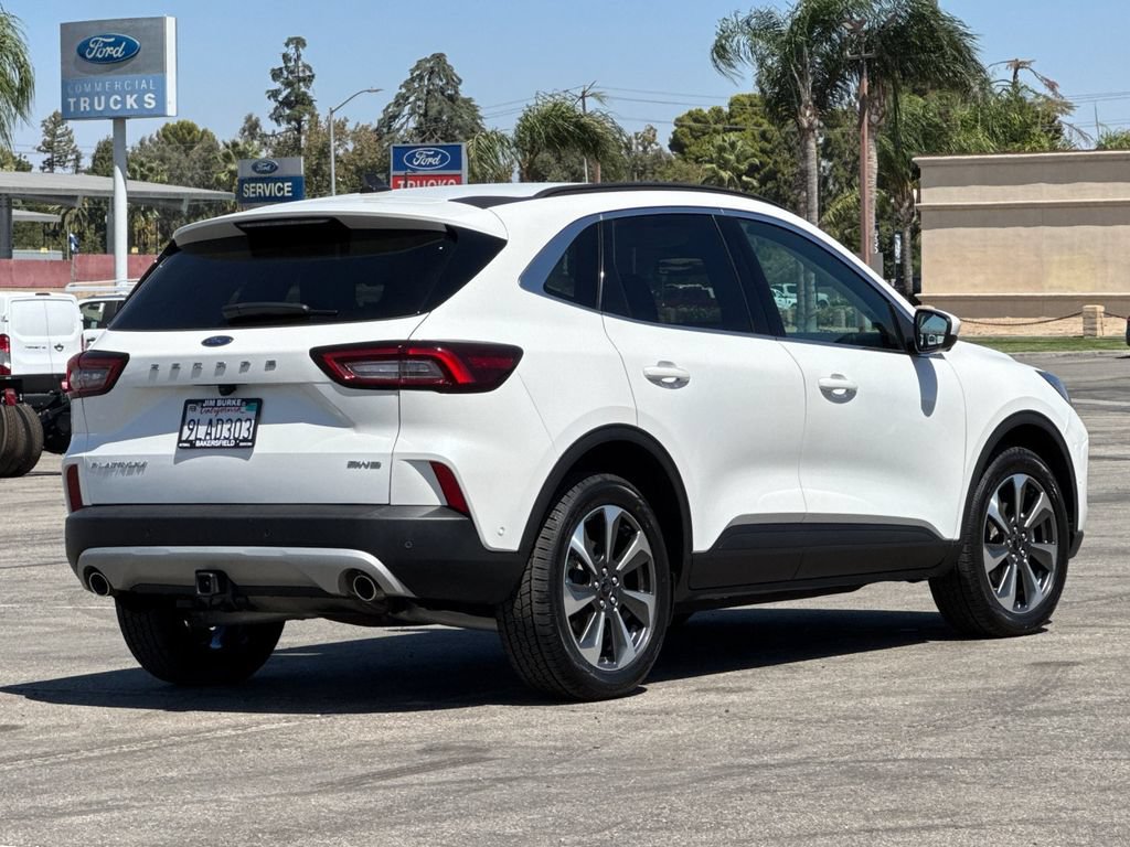 Certified 2023 Ford Escape Platinum w/ Premium Technology Package AWD/4WD image 3