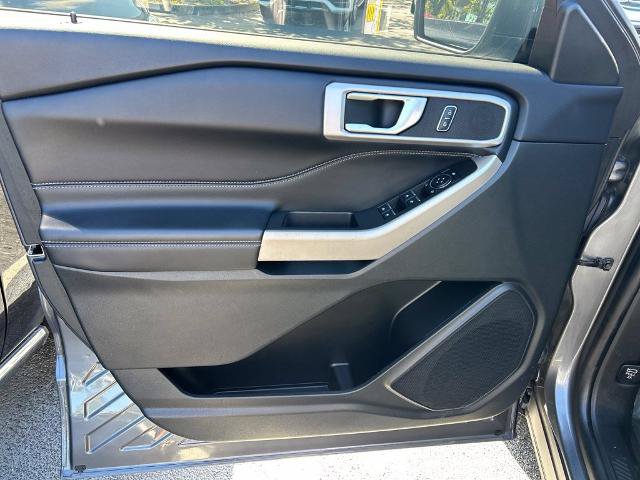 Certified 2024 Ford Explorer XLT w/ Equipment Group 202A AWD/4WD image 19