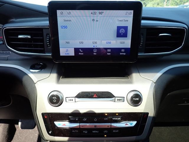 Certified 2023 Ford Explorer XLT w/ Equipment Group 202A AWD/4WD image 29
