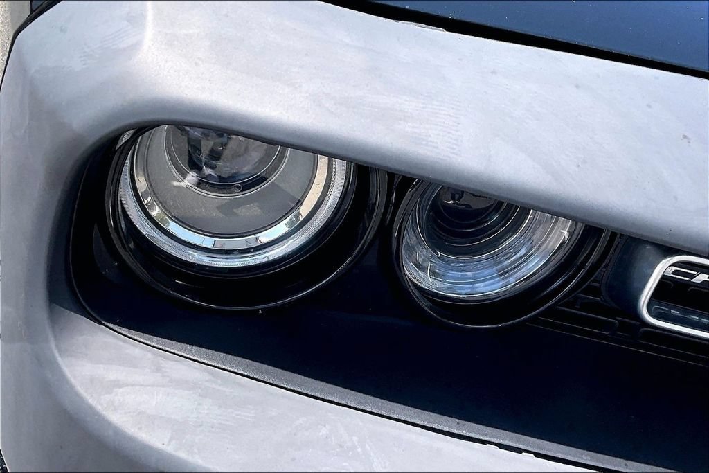 Used 2022 Dodge Challenger R/T RWD image 28