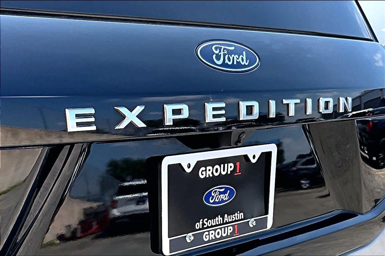 Certified 2025 Ford Expedition Active RWD image 12