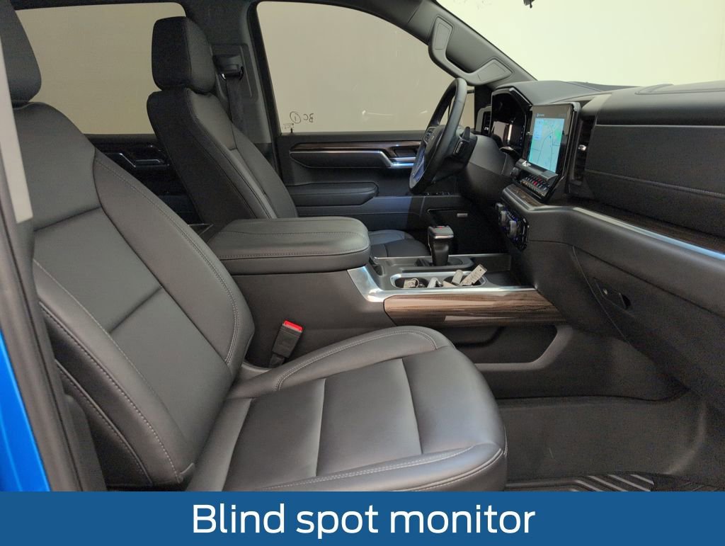 Used 2025 Chevrolet Silverado 1500 LT Trail Boss w/ Convenience Package II image 17