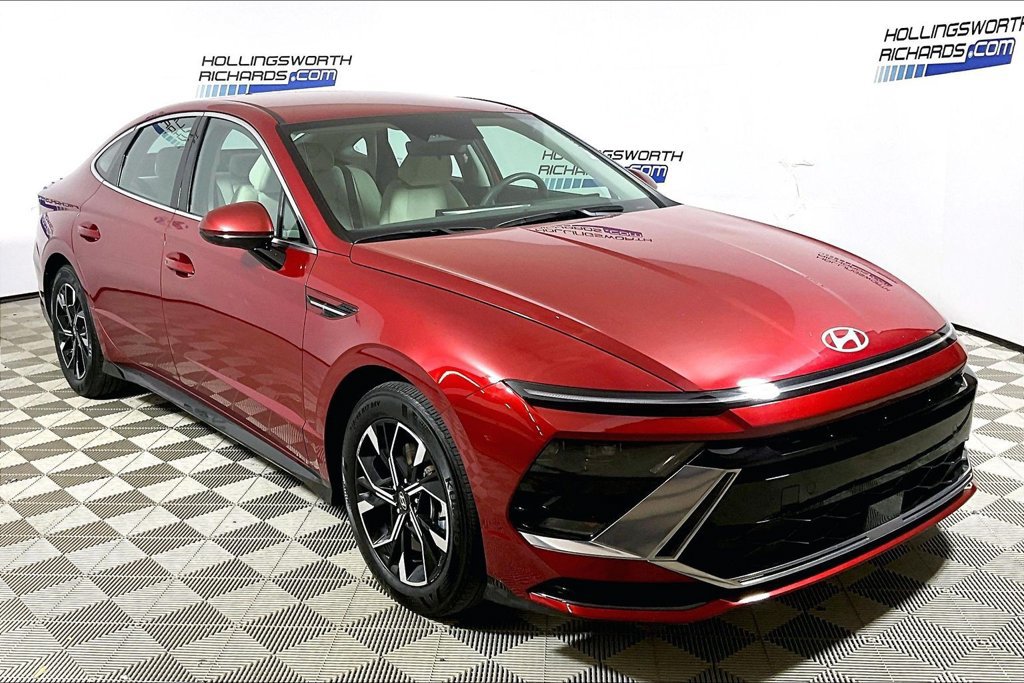 Used 2025 Hyundai Sonata SEL image 3