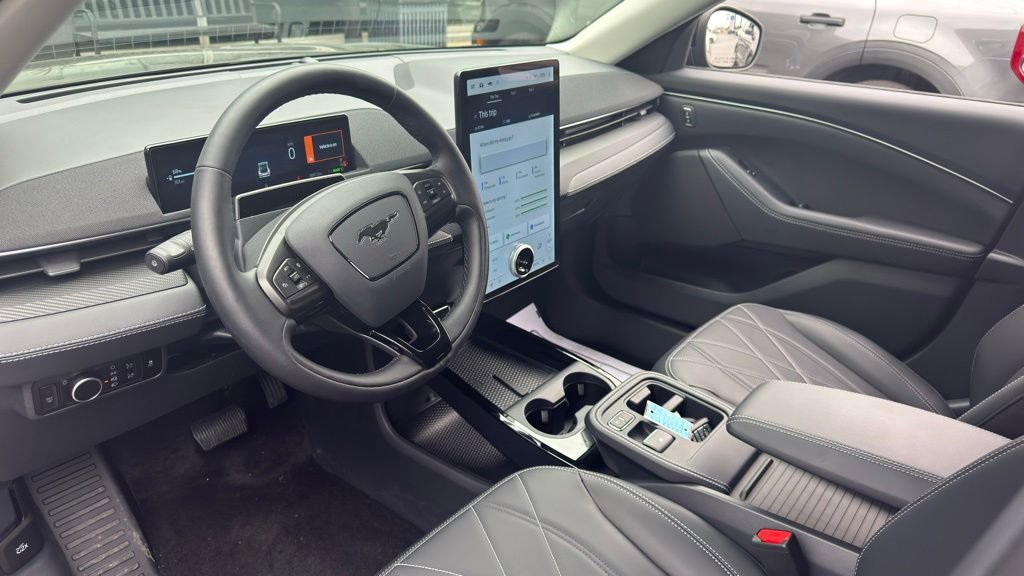 Certified 2025 Ford Mustang Mach-E Select w/ Comfort Package Lite AWD/4WD image 9