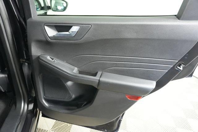 Certified 2025 Ford Escape ST-Line image 24