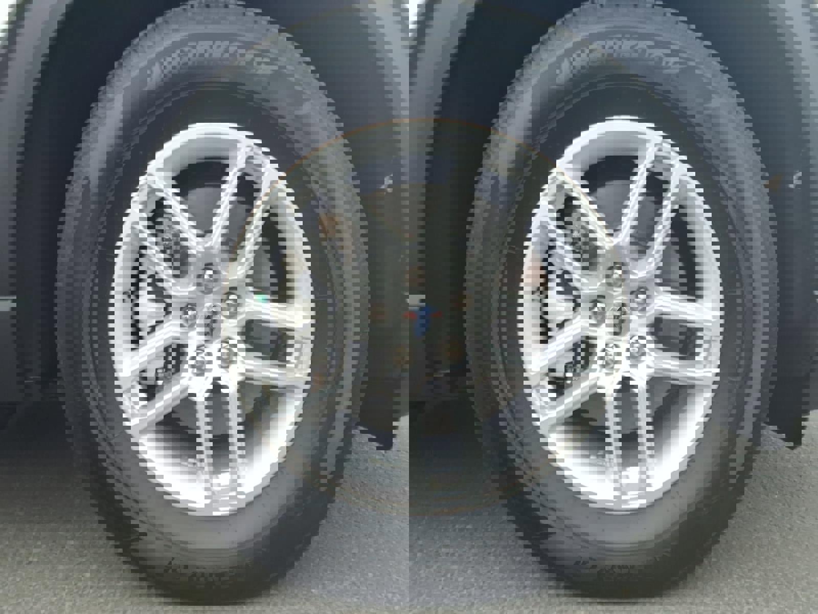 Certified 2025 Ford Explorer Active image 9