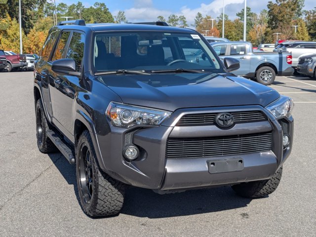 Used 2019 Toyota 4Runner SR5 image 2