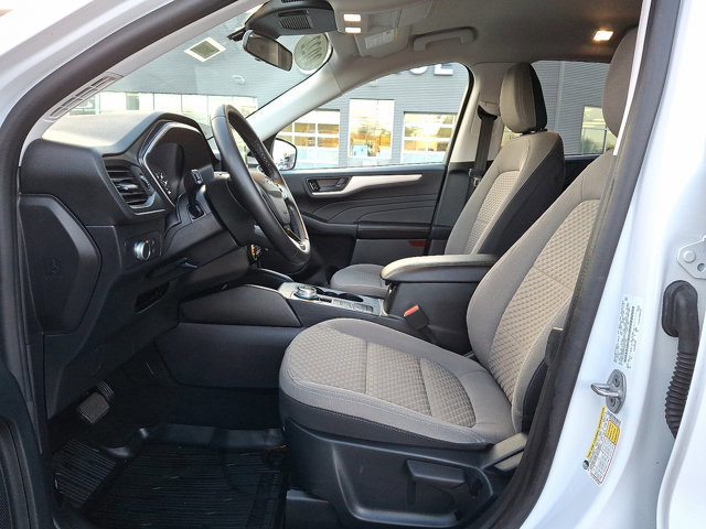 Certified 2022 Ford Escape SE w/ Cold Weather Package image 16