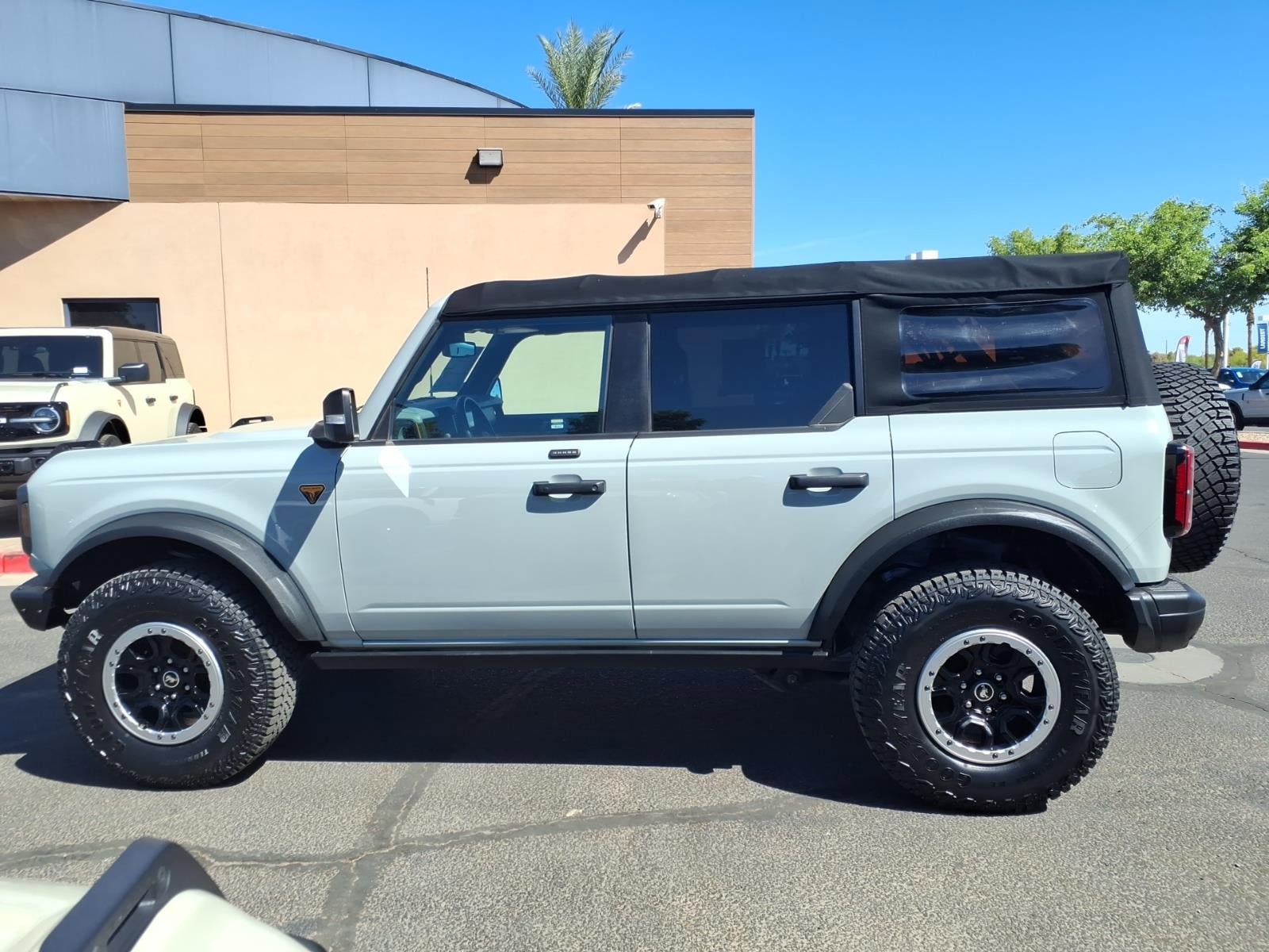 Certified 2021 Ford Bronco Badlands AWD/4WD image 7