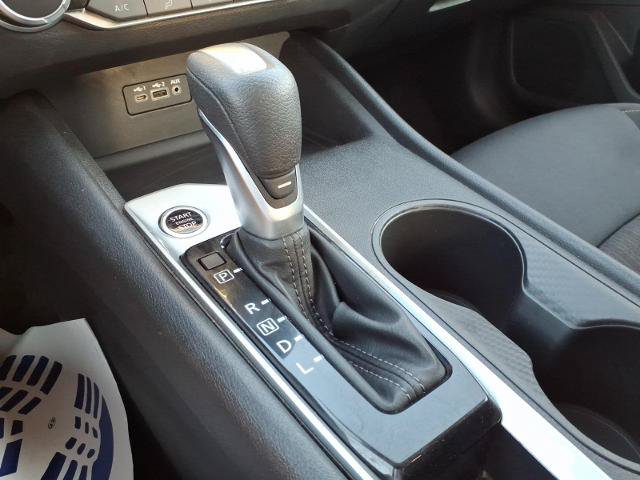 Used 2025 Nissan Altima 2.5 SV FWD image 21
