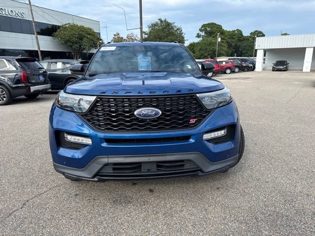 Certified 2020 Ford Explorer ST w/ ST Street Pack AWD/4WD image 3