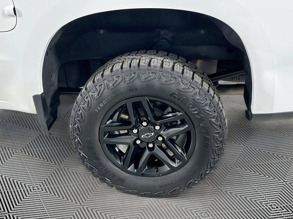 Used 2025 Chevrolet Silverado 1500 LT Trail Boss w/ Protection Package AWD/4WD image 29