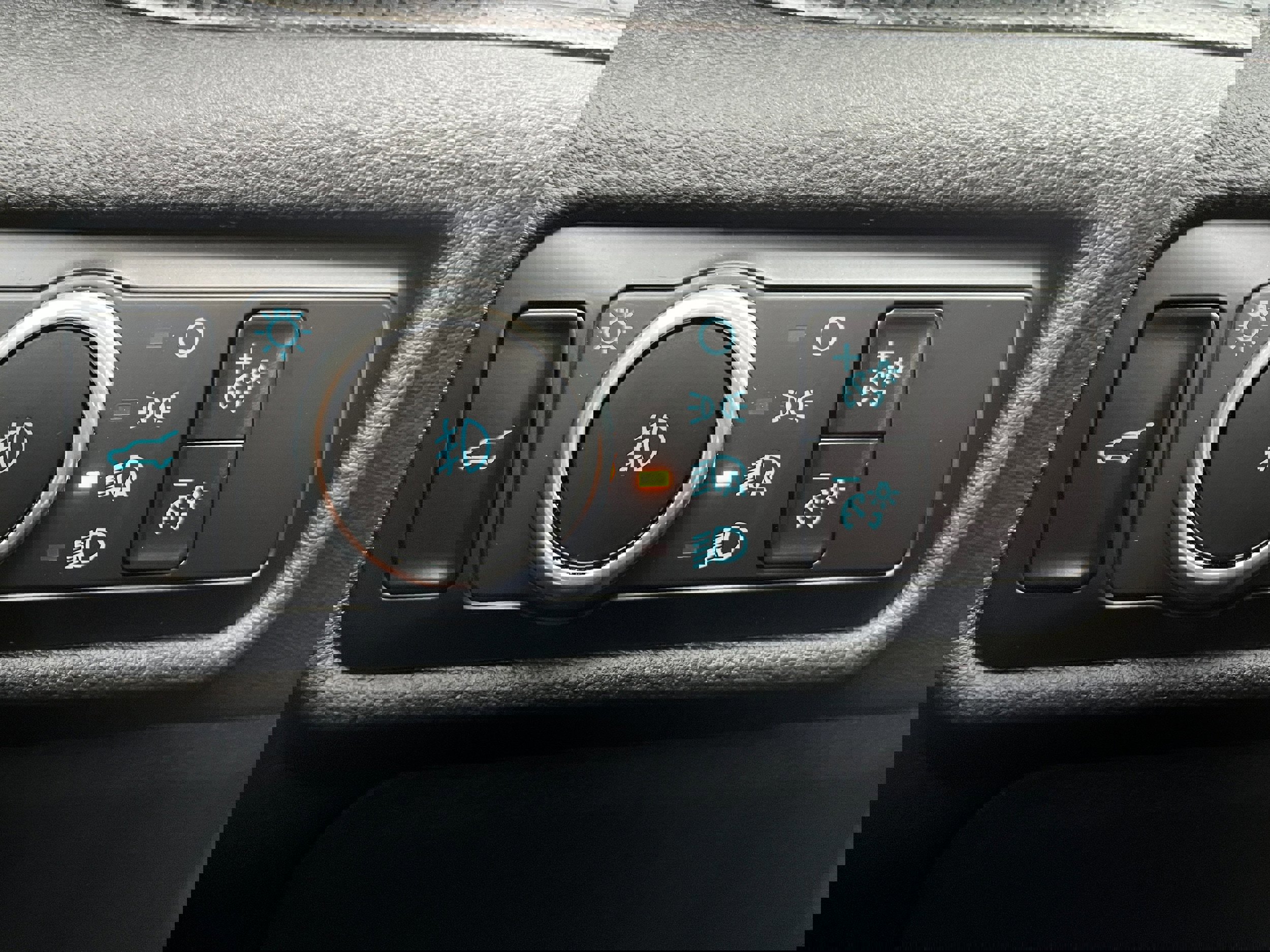 Certified 2023 Ford Explorer ST w/ Equipment Group 401A image 21