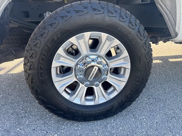 Certified 2022 Ford F250 XLT AWD/4WD image 15