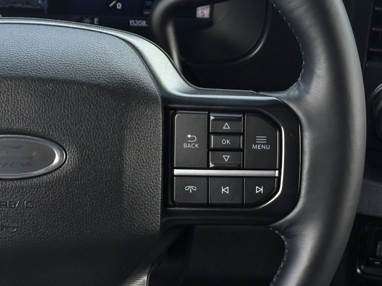 Certified 2025 Ford F250 Platinum AWD/4WD image 18