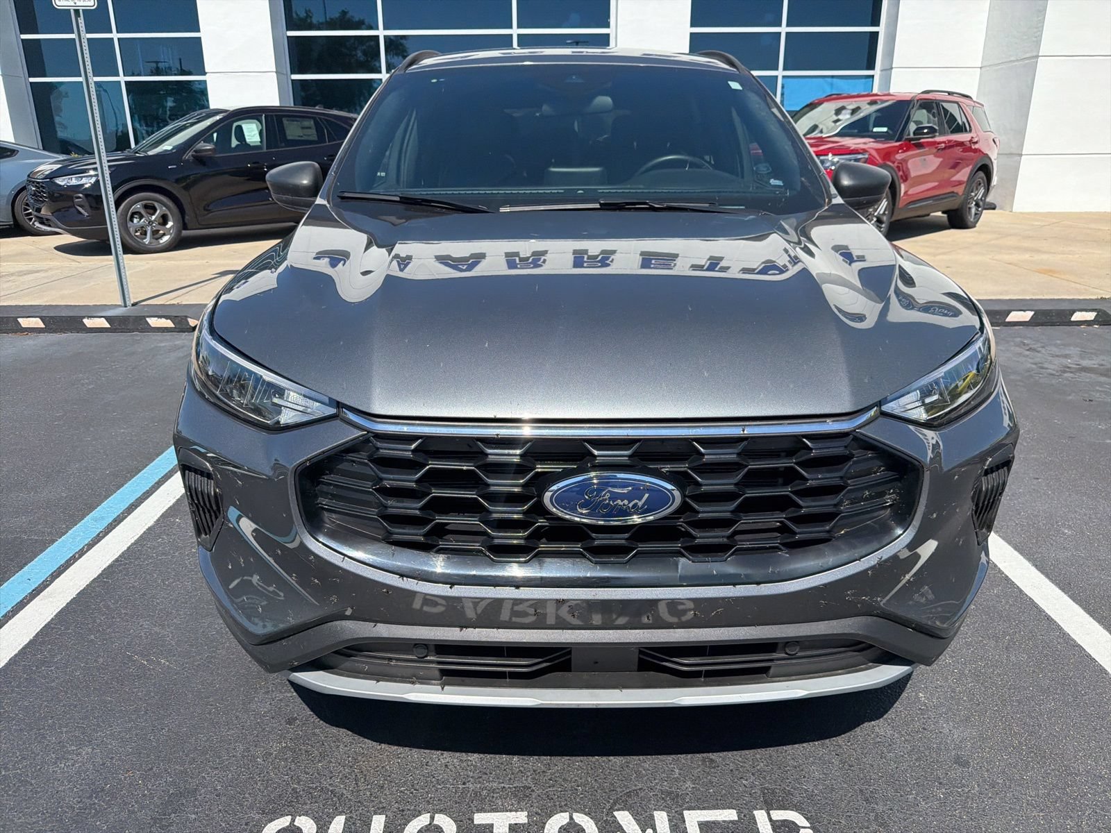 Certified 2025 Ford Escape ST-Line FWD image 6