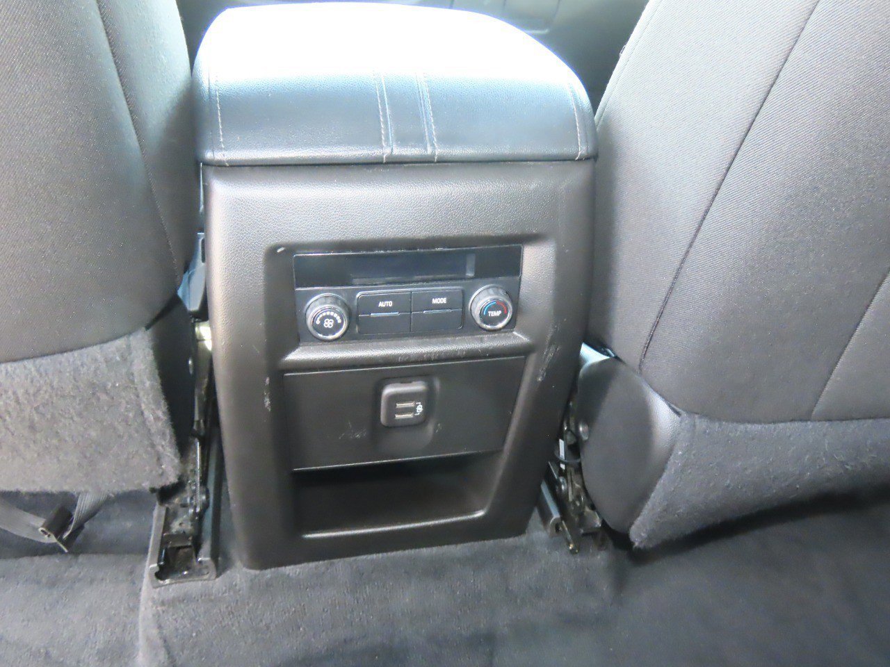 Used 2023 Chevrolet Traverse LT image 20