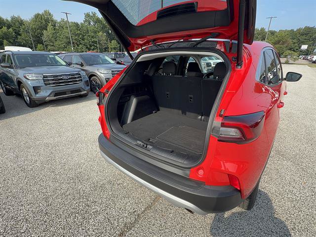 Certified 2024 Ford Escape Active AWD/4WD image 5