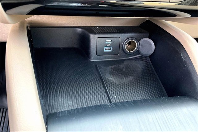 Certified 2021 Ford Escape SEL image 22