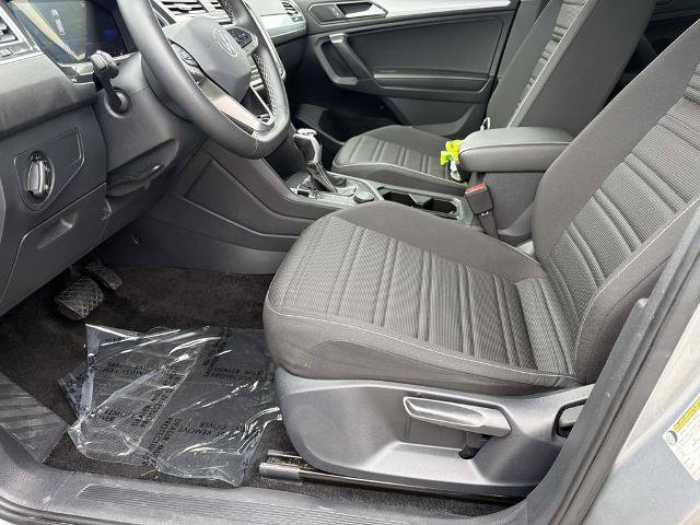 Used 2024 Volkswagen Tiguan S AWD/4WD image 15