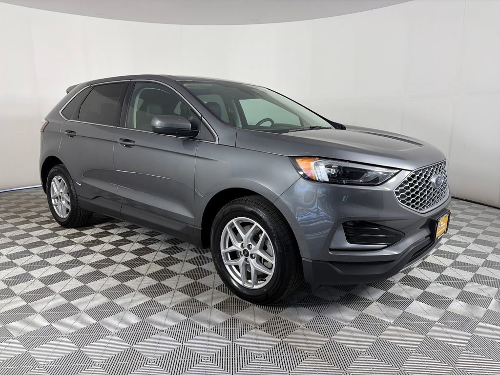 Certified 2024 Ford Edge SEL image 6