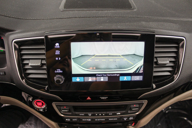 Used 2019 Honda Pilot Touring image 24
