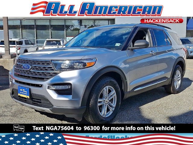 Certified 2022 Ford Explorer XLT w/ Equipment Group 202A image 1