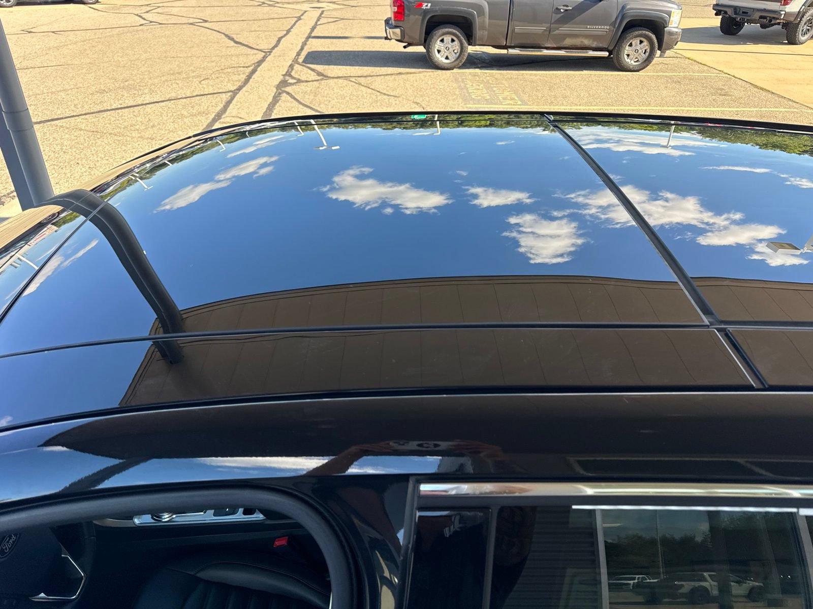 Certified 2024 Ford Edge SEL w/ Convenience Package AWD/4WD image 23