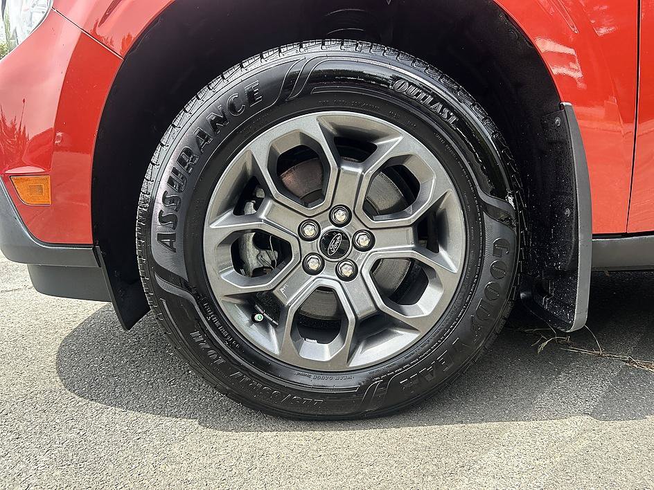 Certified 2022 Ford Maverick XLT w/ Equipment Group 300A Standard AWD/4WD image 8