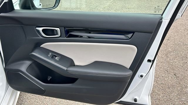 Used 2024 Honda Civic Touring image 10