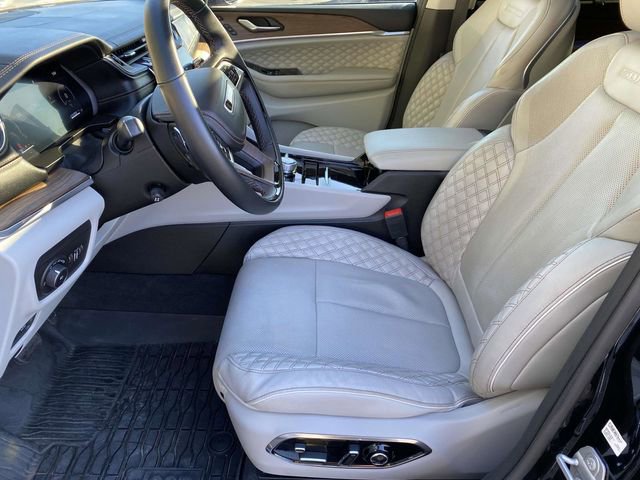 Used 2021 Jeep Grand Cherokee L Summit w/ Advanced Protech Group IV image 18