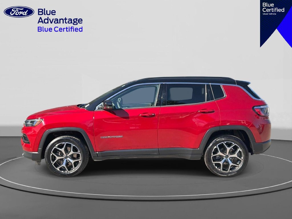 Used 2025 Jeep Compass Limited AWD/4WD image 4