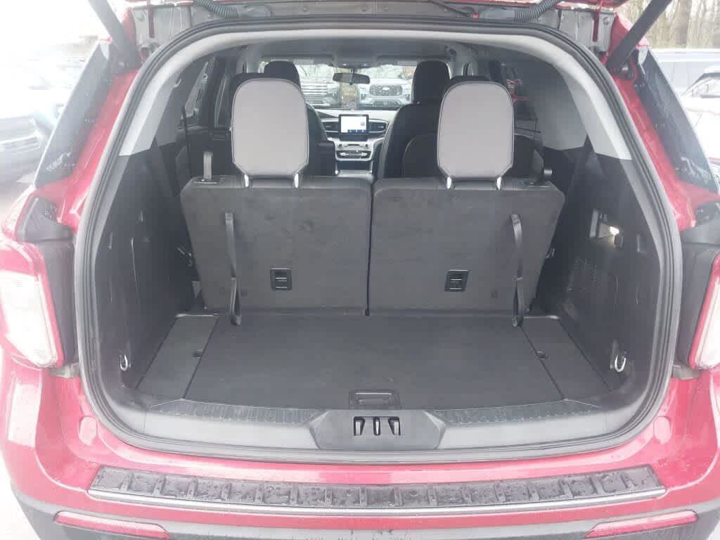 Certified 2023 Ford Explorer XLT w/ Equipment Group 202A AWD/4WD image 21