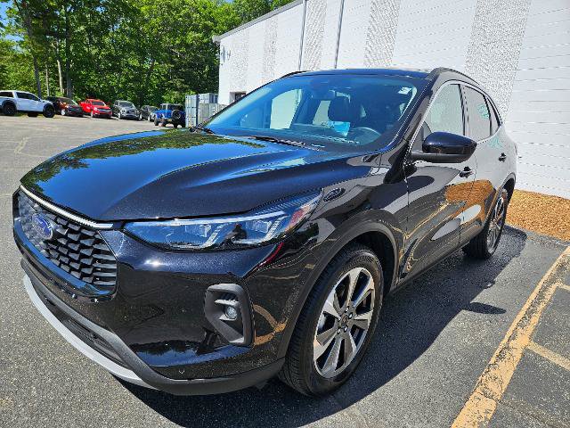 Certified 2024 Ford Escape Platinum w/ Premium Technology Package