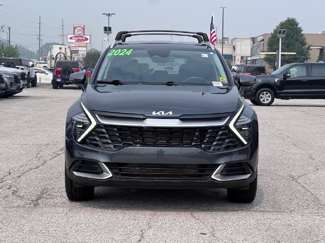 Used 2024 Kia Sportage EX AWD/4WD image 2