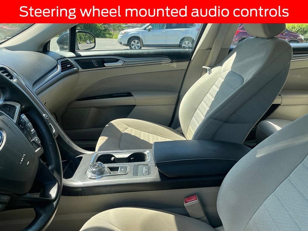 Certified 2019 Ford Fusion SE FWD image 8