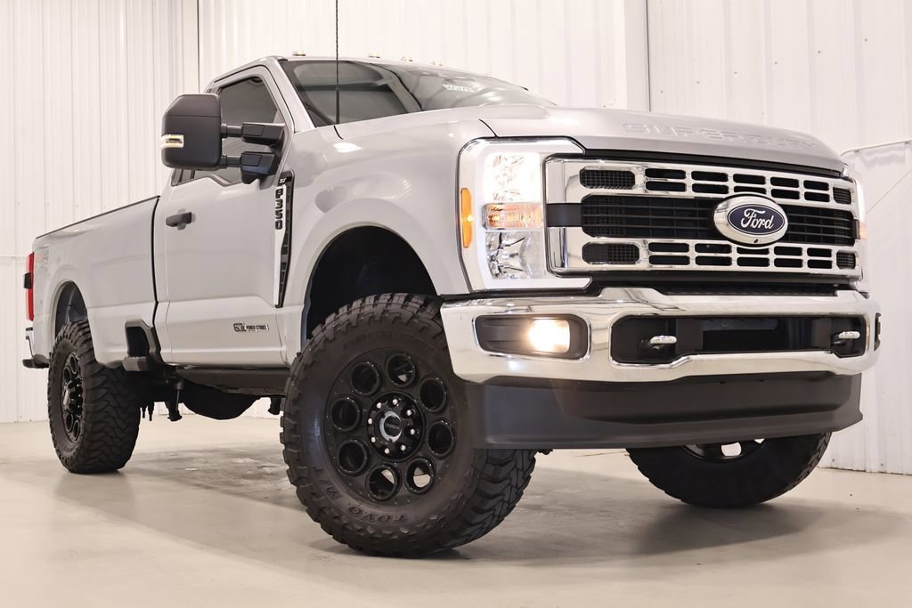 Certified 2023 Ford F350 XLT w/ 360-Degree Camera Package AWD/4WD image 11
