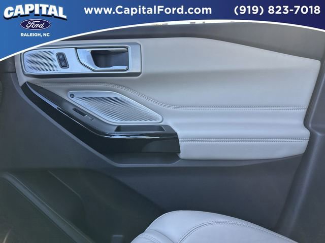 Certified 2023 Ford Explorer Platinum w/ Technology Package image 28