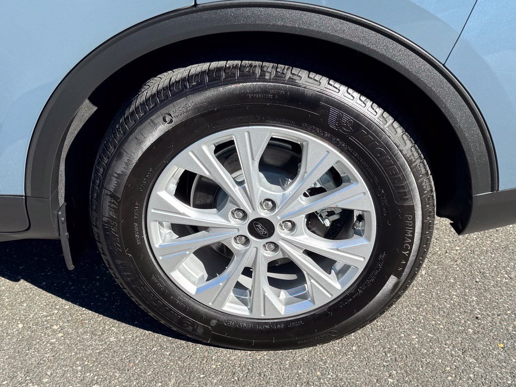 Certified 2025 Ford Escape Active FWD image 6