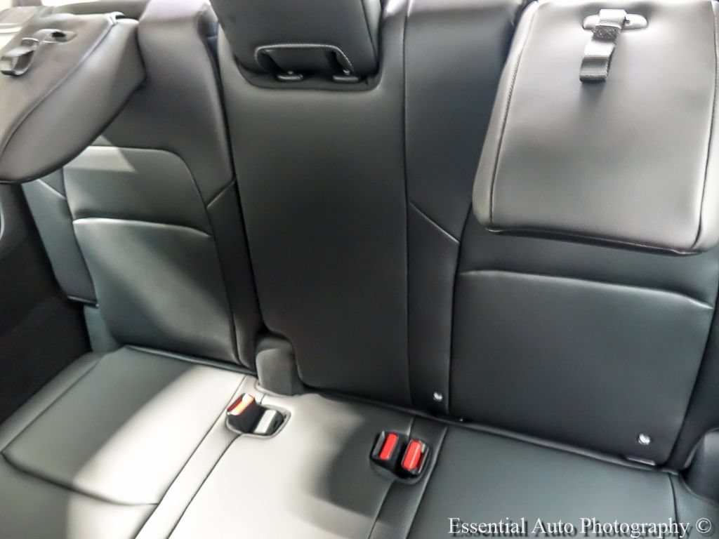 Used 2025 Nissan Pathfinder SL AWD/4WD image 12