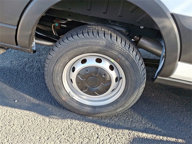 Certified 2024 Ford Transit 250 Low Roof image 5