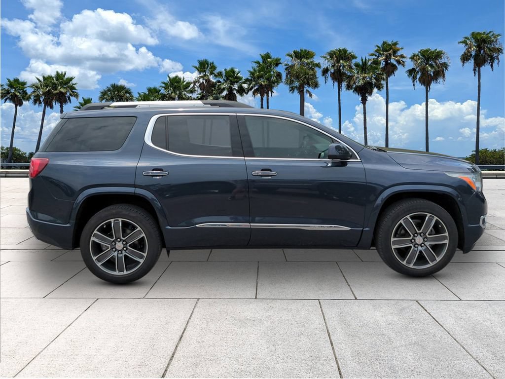 Used 2018 GMC Acadia Denali w/ Technology Package FWD image 7