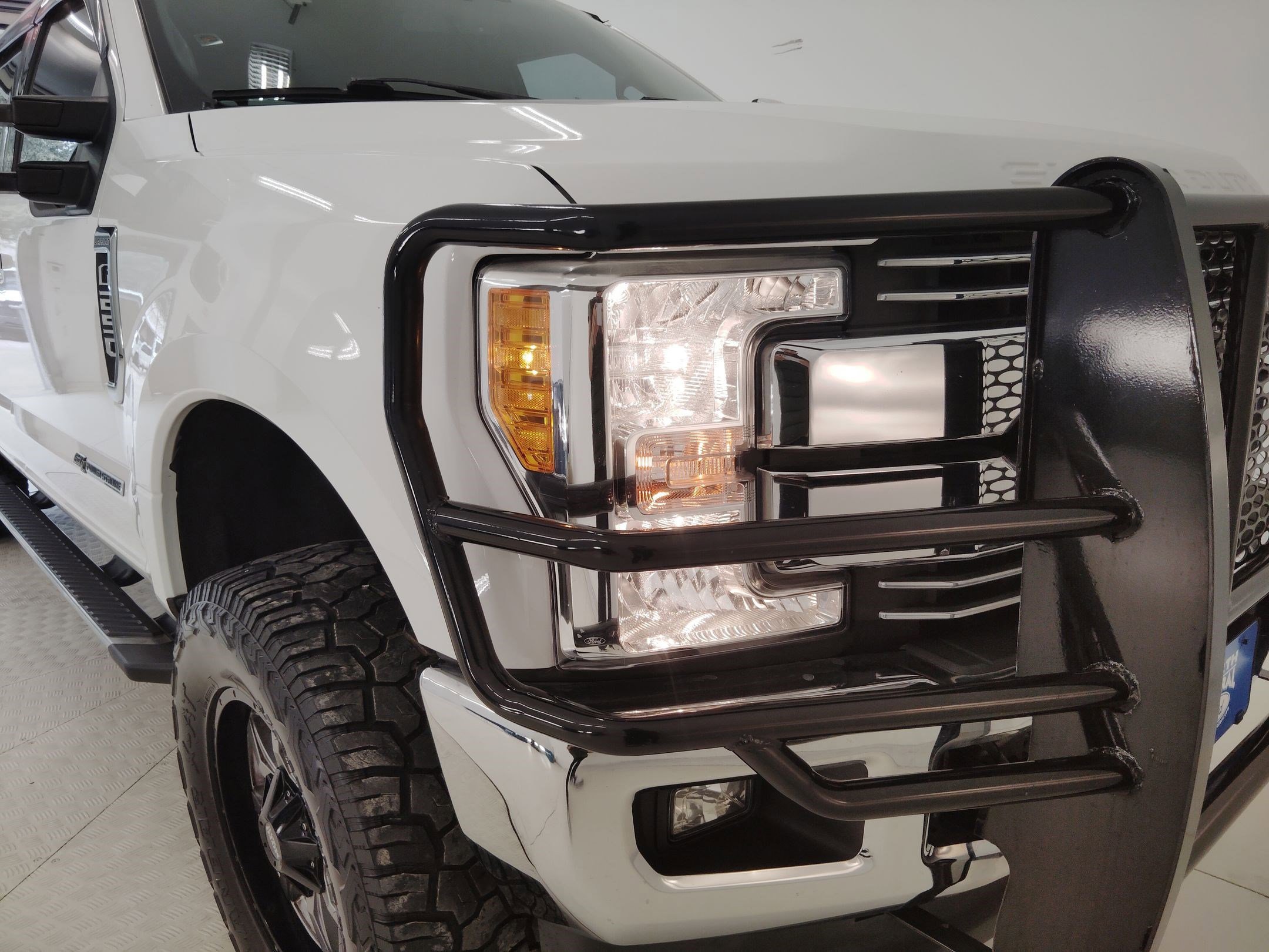 Certified 2017 Ford F250 Lariat w/ Lariat Value Package image 11