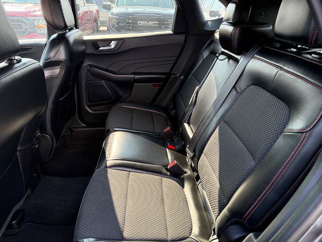 Certified 2023 Ford Escape ST-Line AWD/4WD image 17