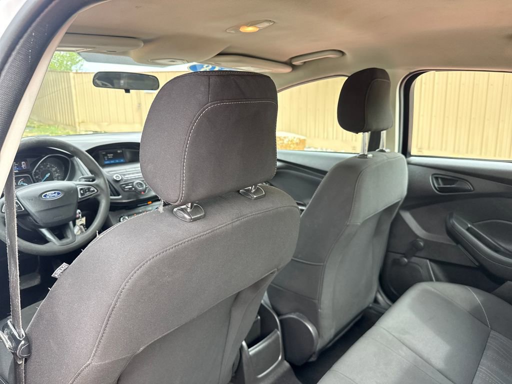 Certified 2018 Ford Focus S FWD image 21