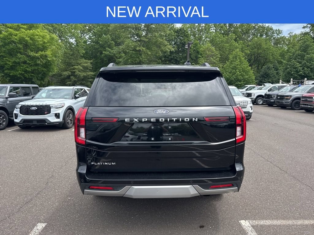 Certified 2025 Ford Expedition Platinum AWD/4WD image 6