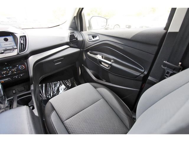 Certified 2019 Ford Escape SE image 9